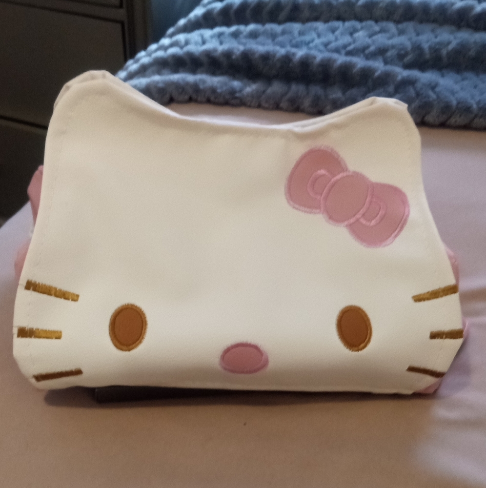 Hello Kitty Tissue Holder